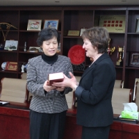 Shandong Superintendent Min Zuo and Diana Bolan