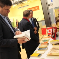 Book Donation Ceremony: Acknowledging the Contribution of Dr. Brian Evans to the Chinese library of CIE