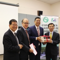 Mr. Lu Shaye, Chinese Ambassador to Canada, Visited CIE, October 26, 2017