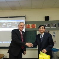 Consul Yu Visited CIE